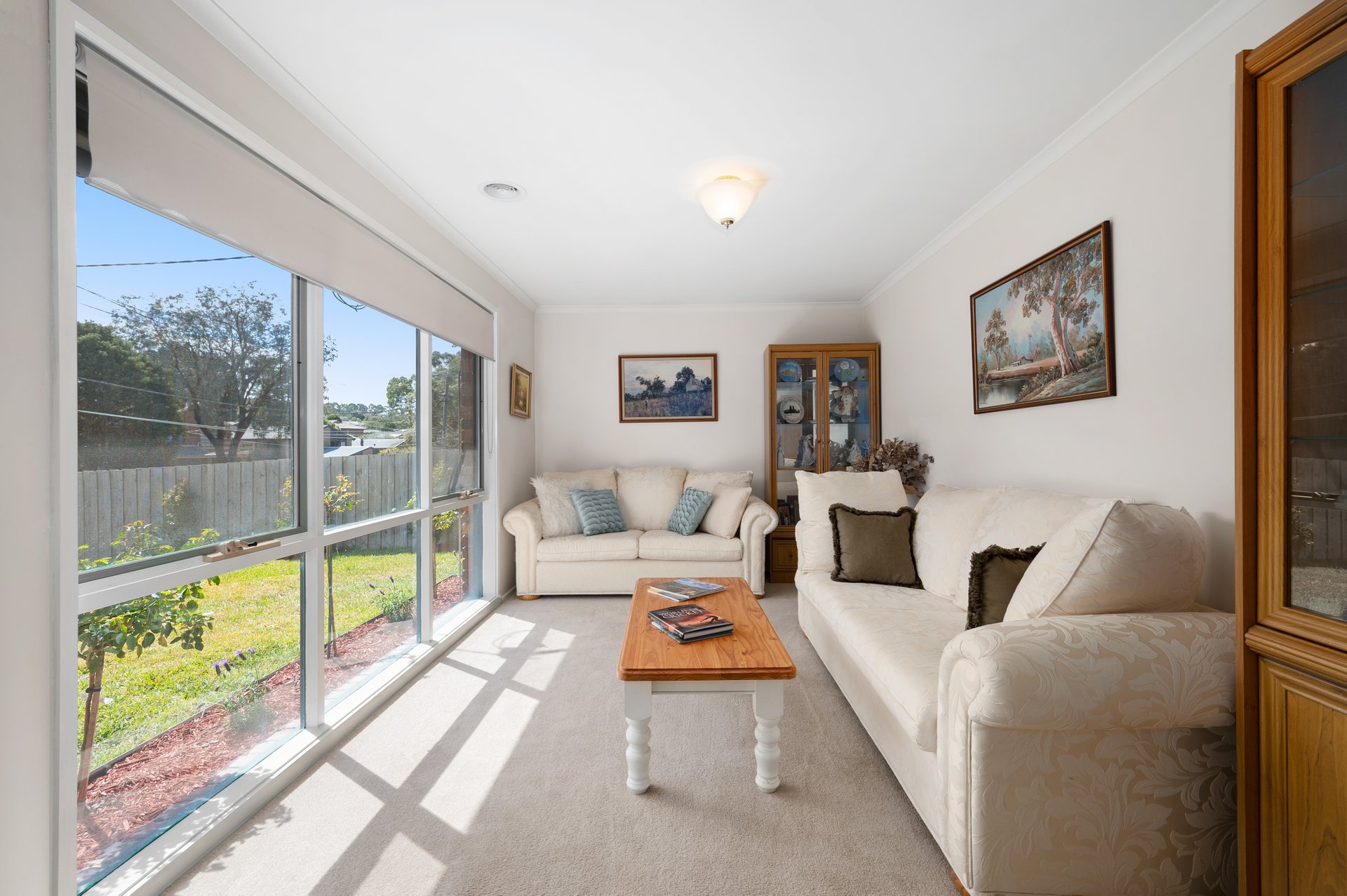 30 Kempston Street Street, Greensborough image 1