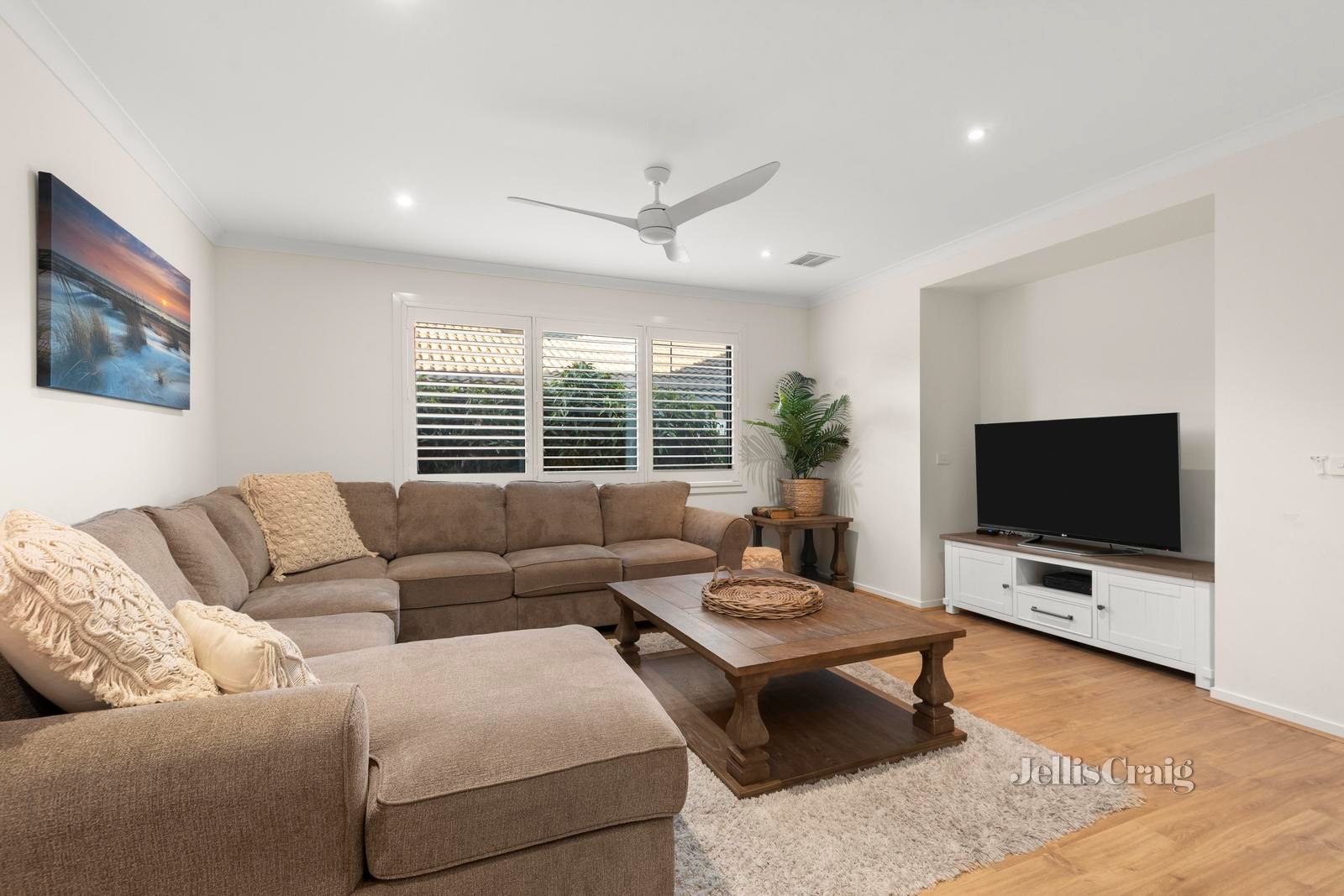 30 Le Grew Street, Croydon image 3