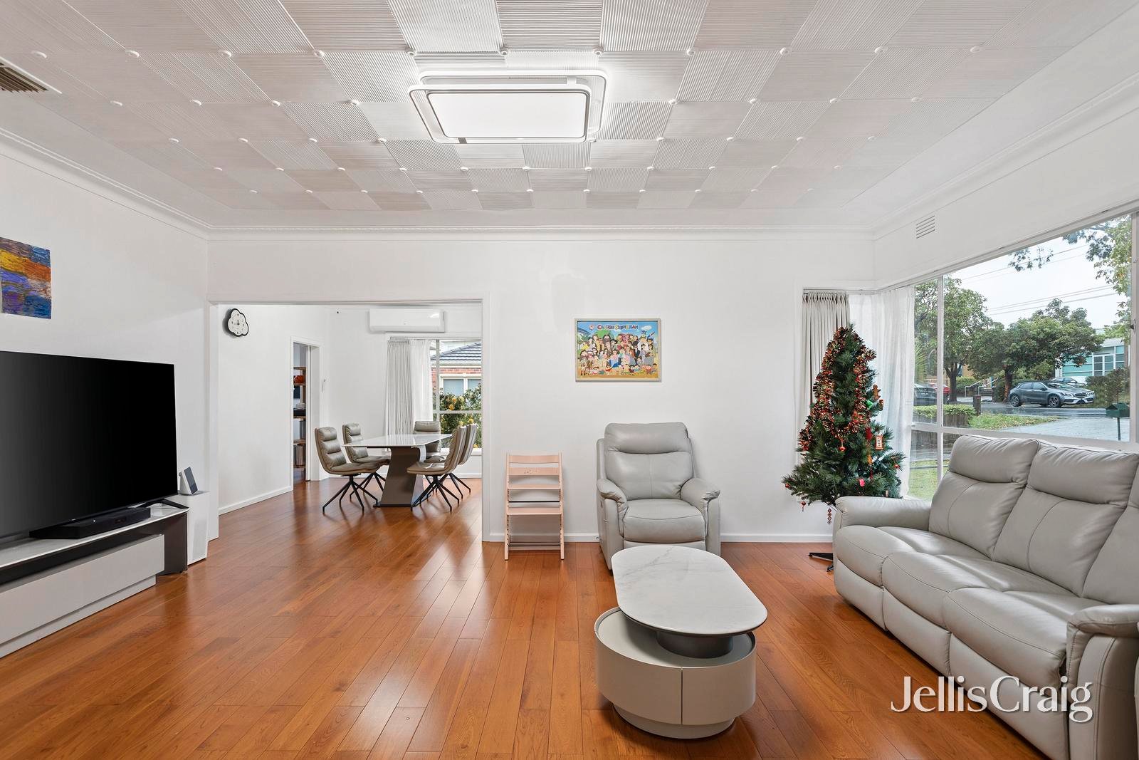 30 Leeds Street, Doncaster East image 3