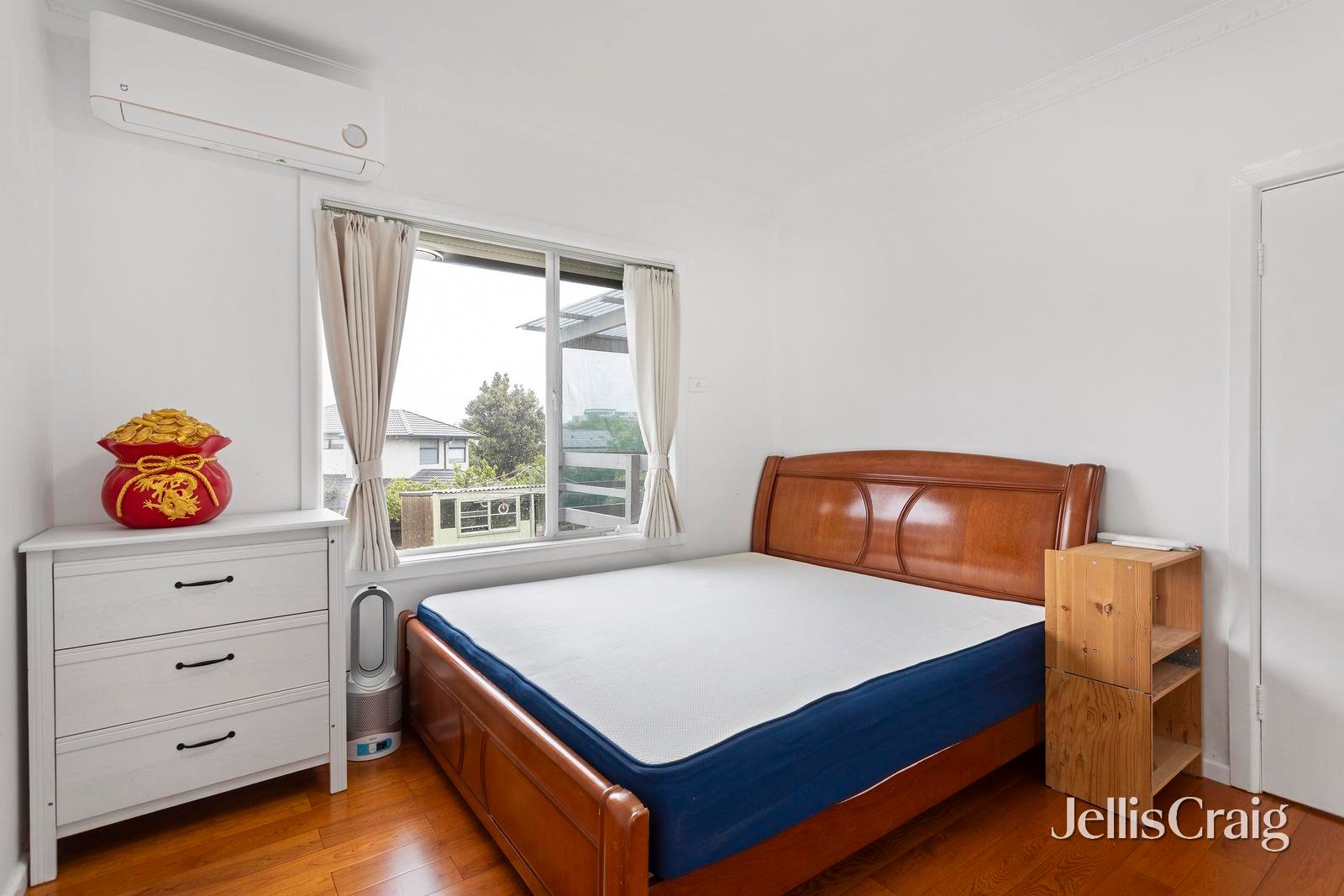 30 Leeds Street, Doncaster East image 6