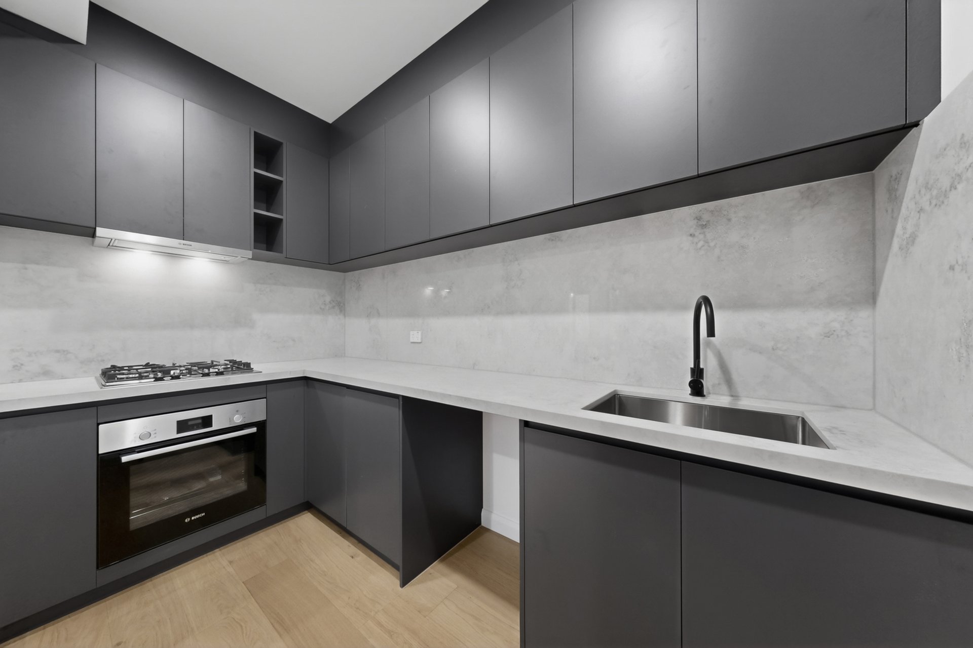 30 Leonie Avenue, Bentleigh&nbsp;East image 5