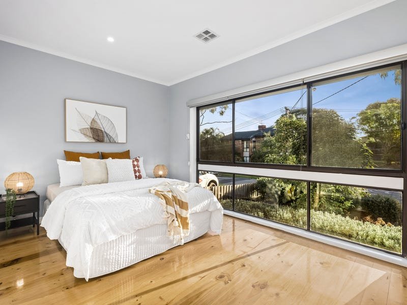 Property Gallery Thumbnail 8