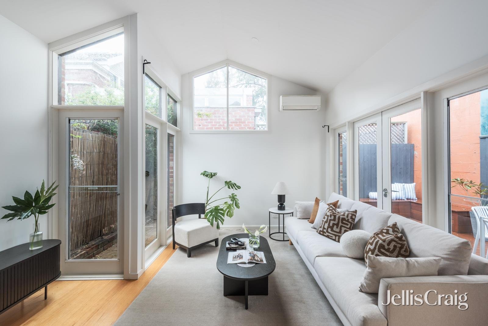 30 Lyndhurst Street, Richmond image 5