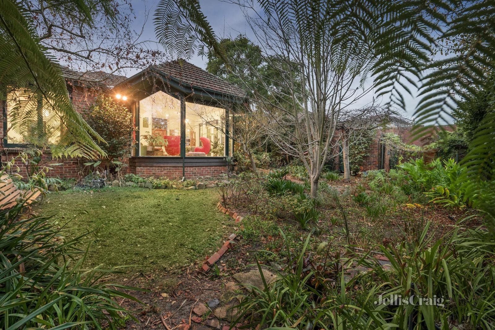 30 Maysia Street, Canterbury image 8