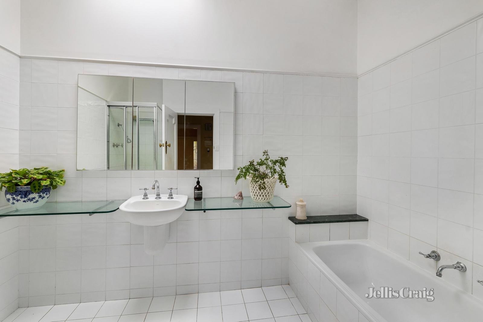 30 Maysia Street, Canterbury image 13
