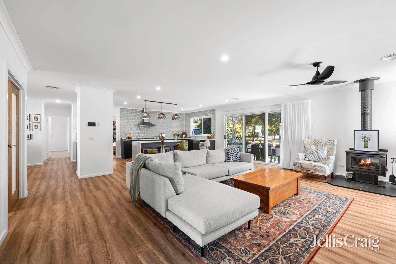 30 McCashney Way, Trentham image 3