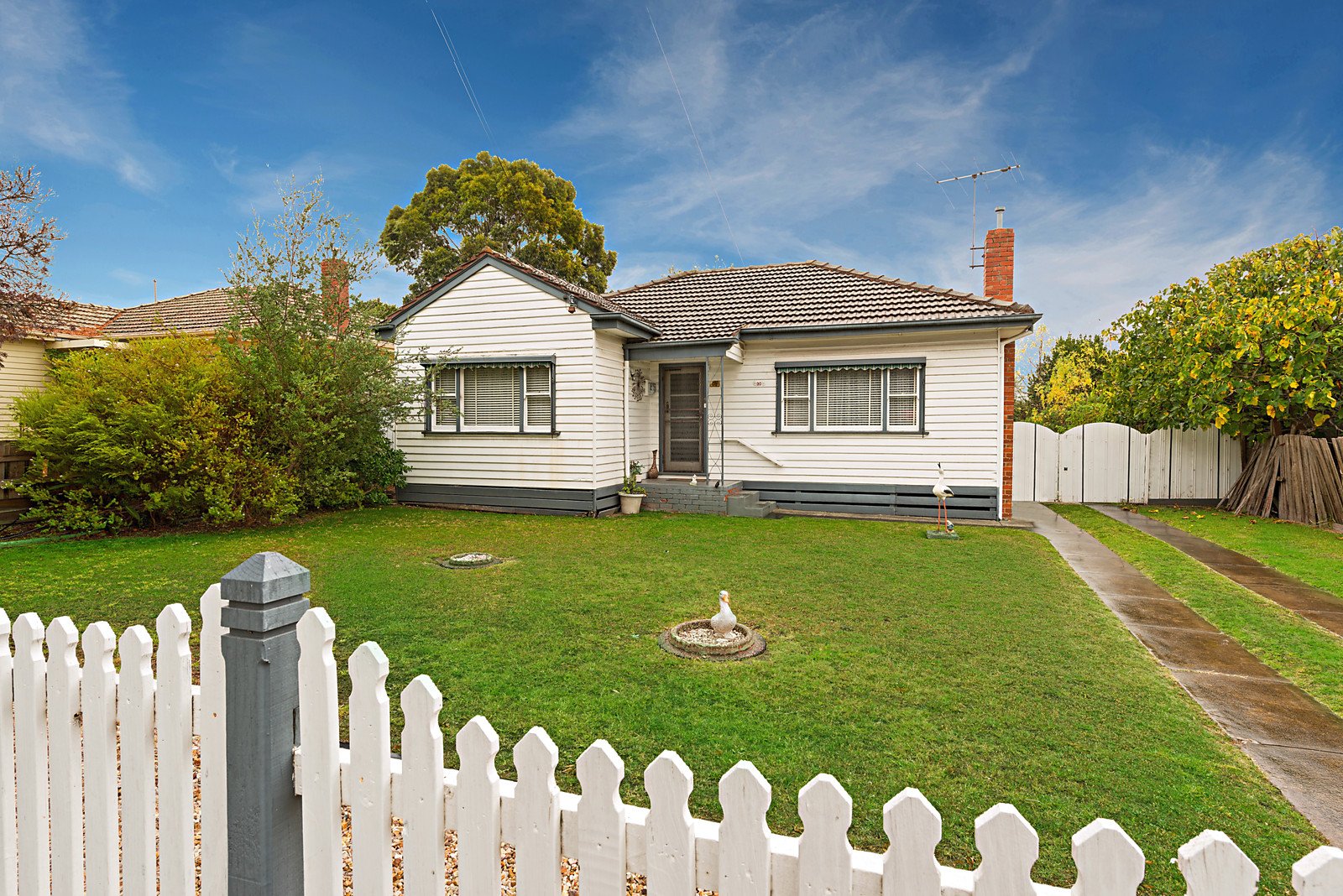 30 McMahon Road, Reservoir VIC 3073