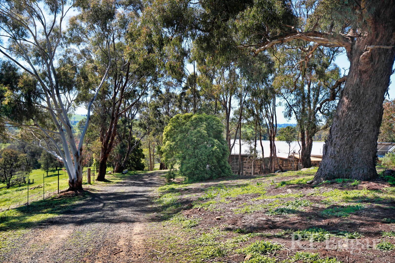 Property Gallery Thumbnail 7