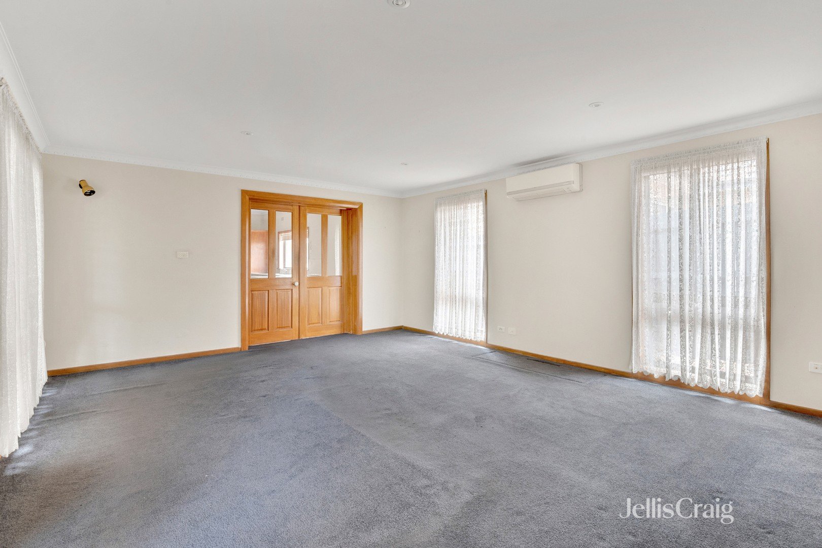 30 Newman Street, Niddrie image 5
