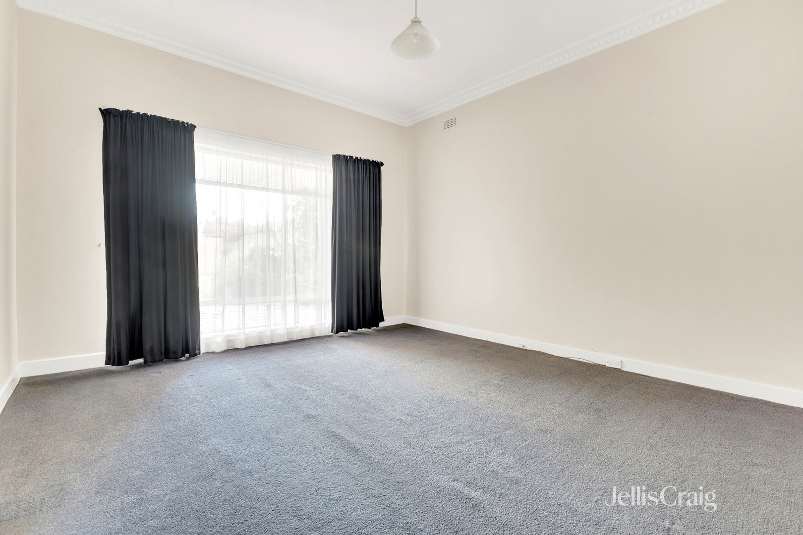30 Newman Street, Niddrie image 7