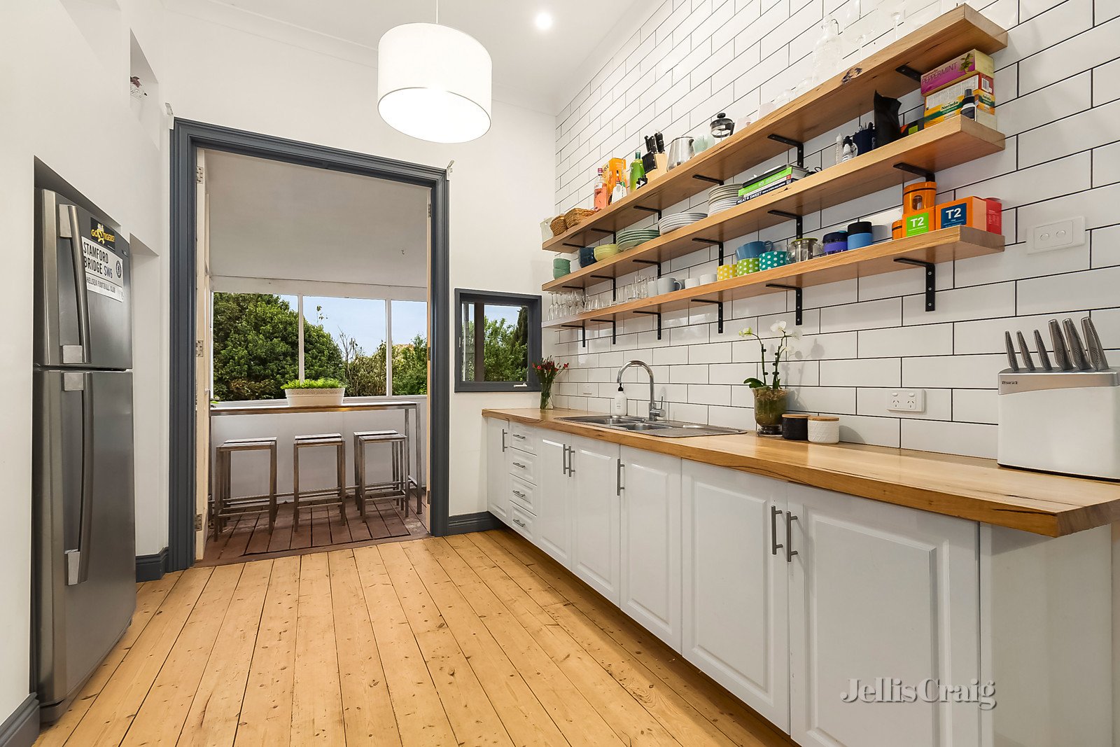 30 Ngarveno Street, Moonee Ponds image 3