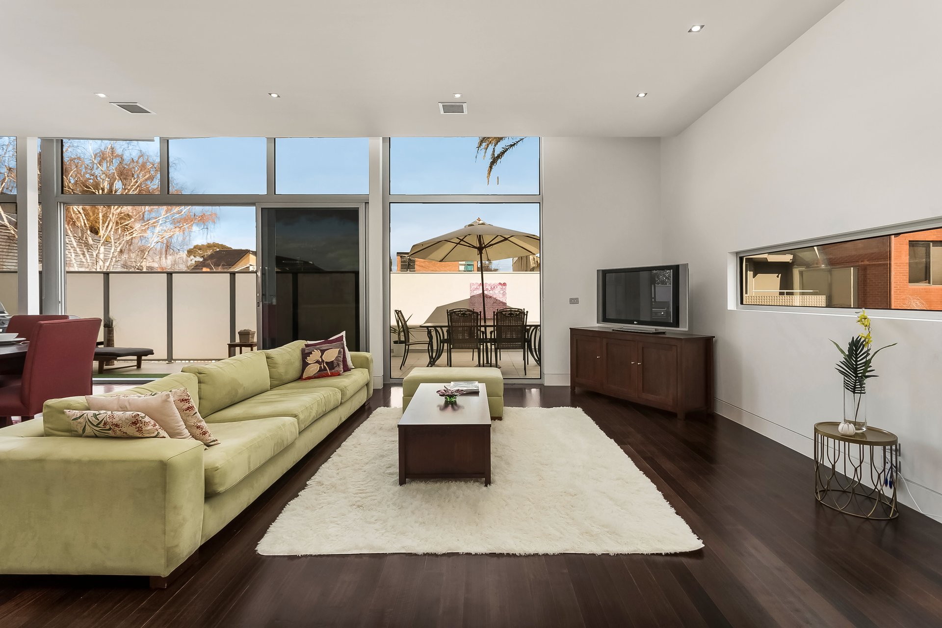 Property Gallery Thumbnail 11