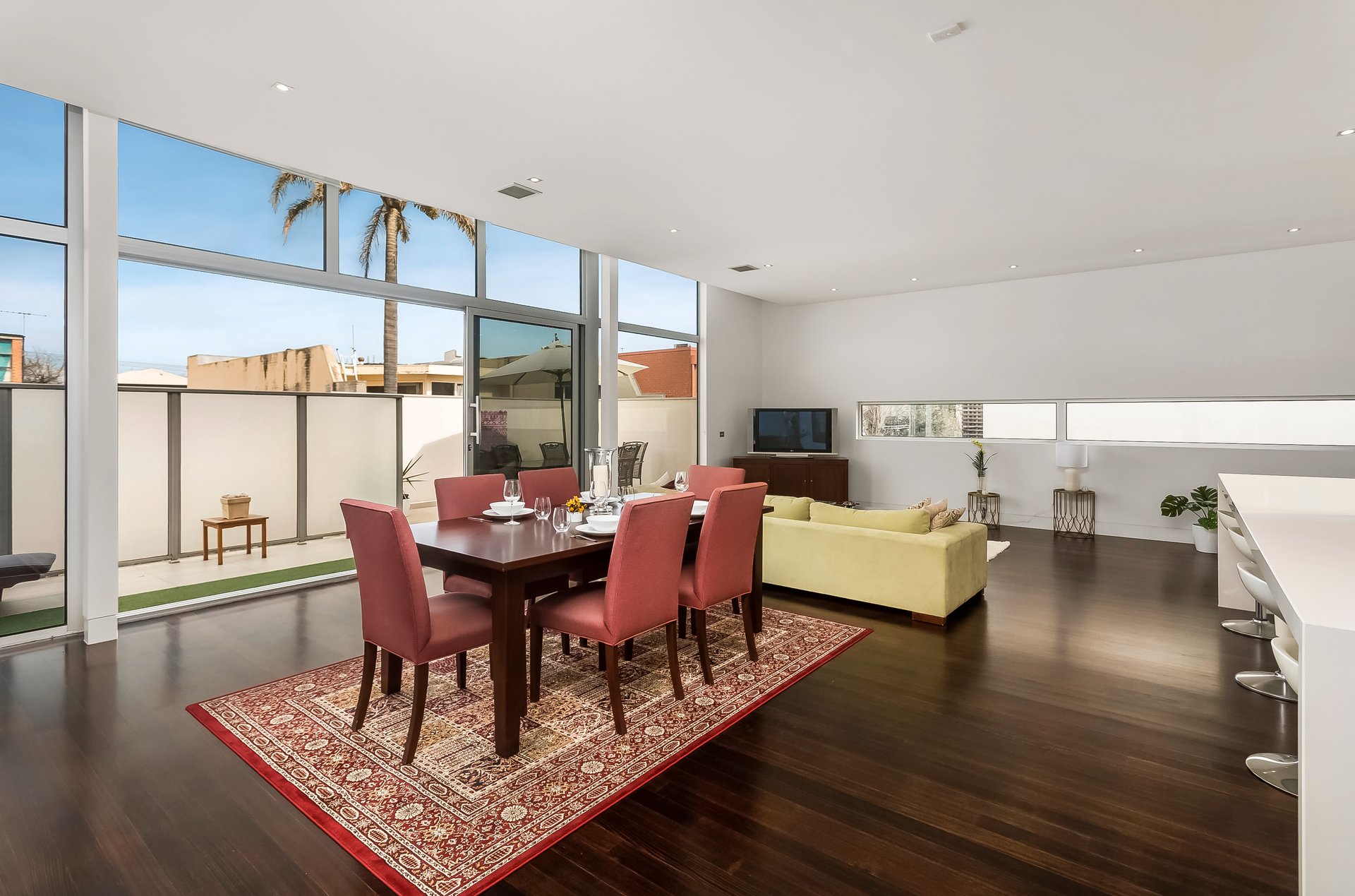 Property Gallery Thumbnail 6