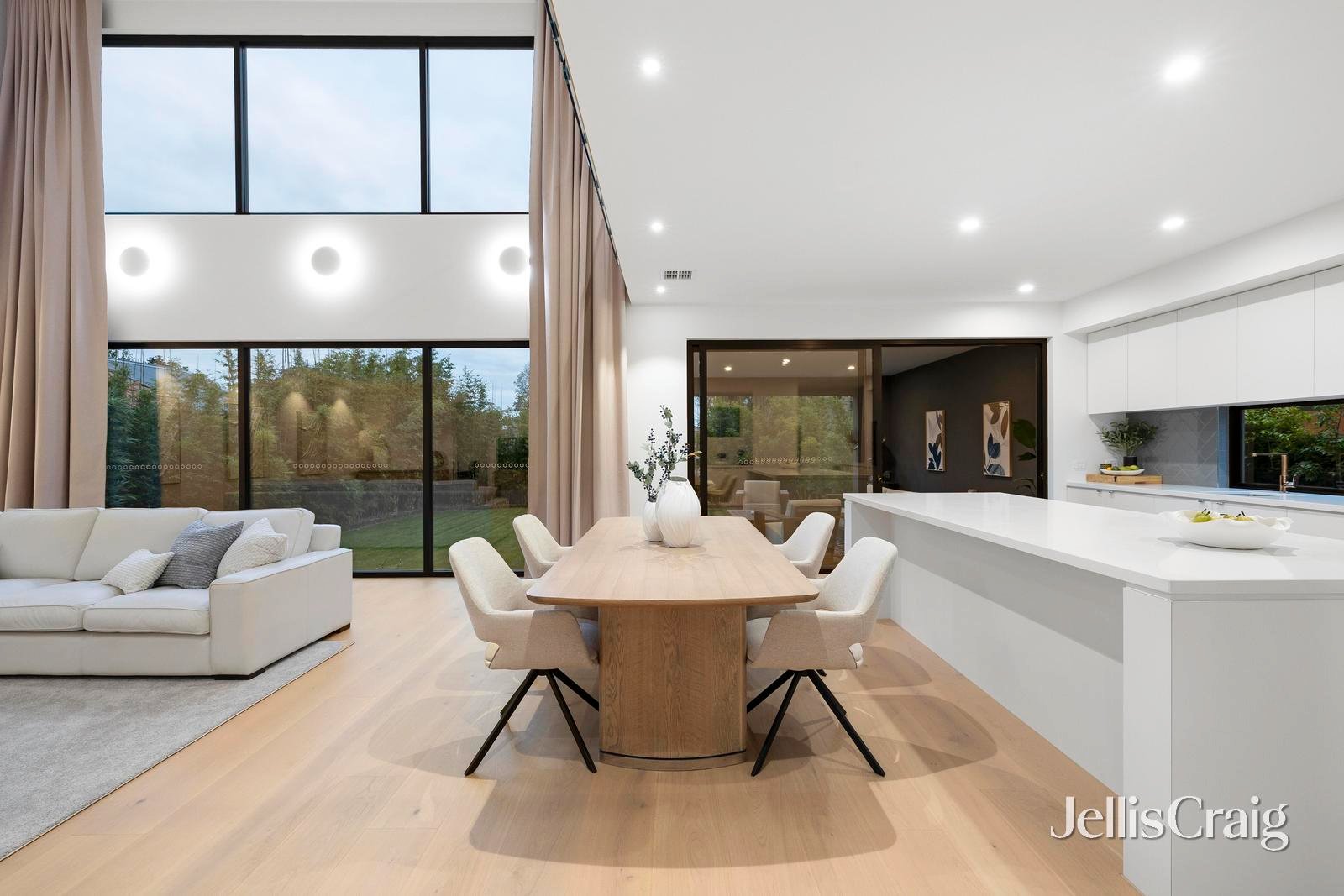 30 Paschal Street, Bentleigh image 7