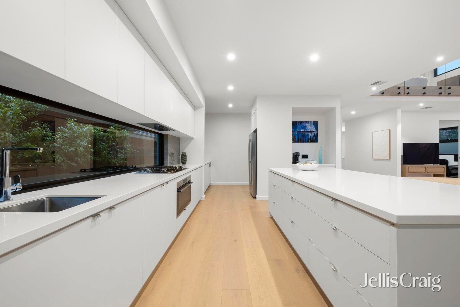 30 Paschal Street, Bentleigh image 8