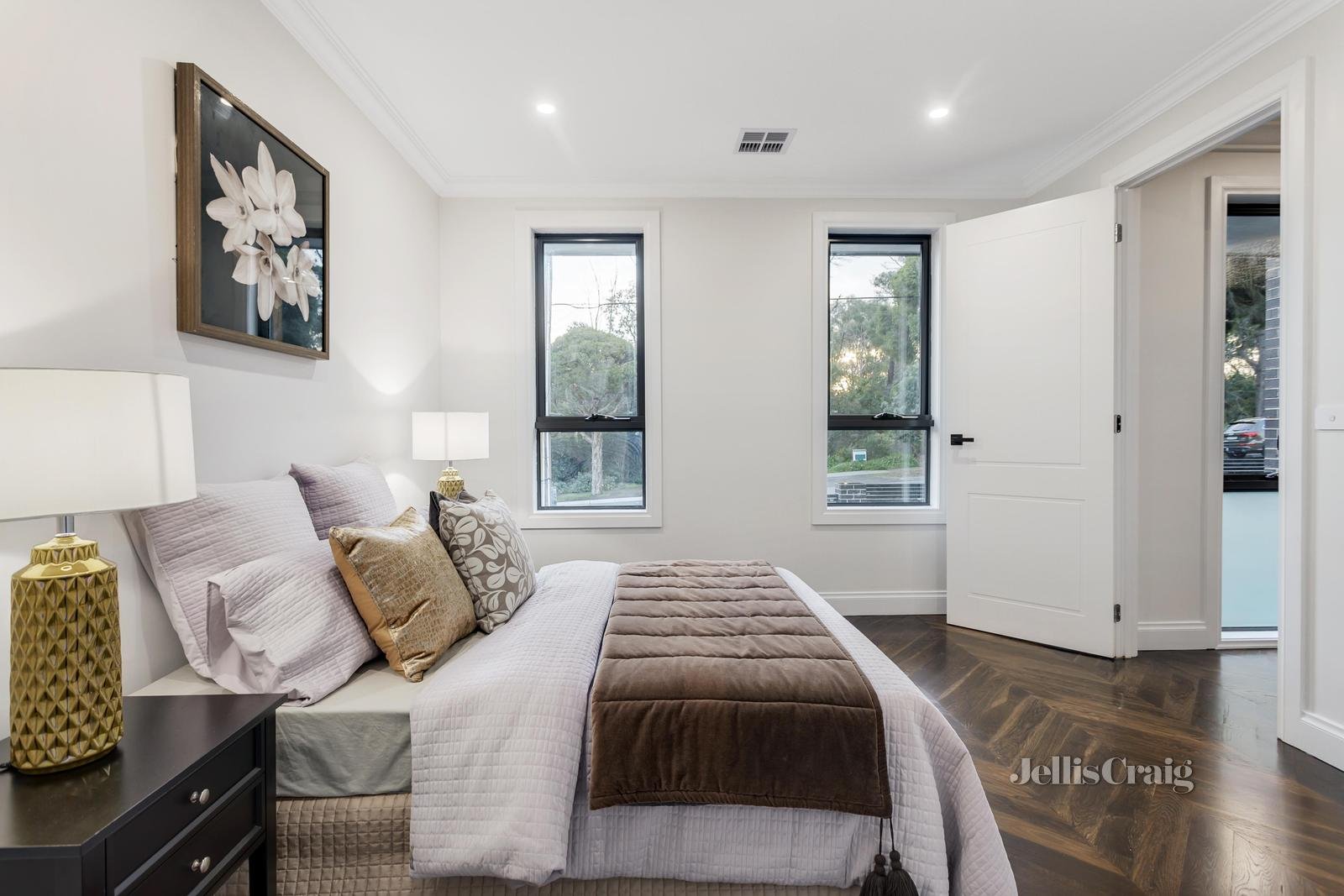 30 Regent Street, Mount Waverley image 6