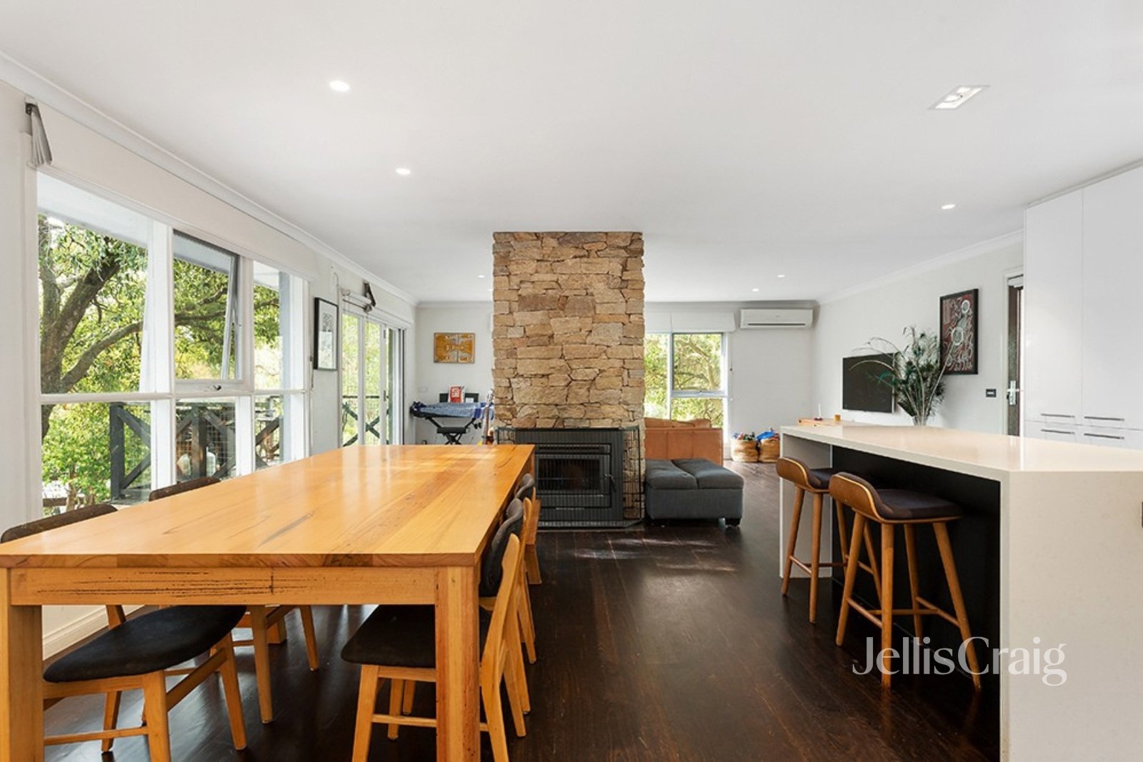 30 Research-Warrandyte Road, Research image 3