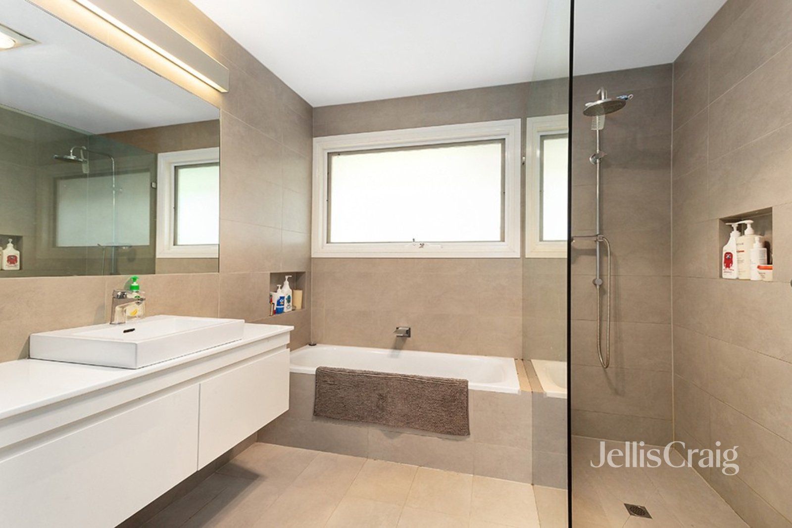 30 Research-Warrandyte Road, Research image 7