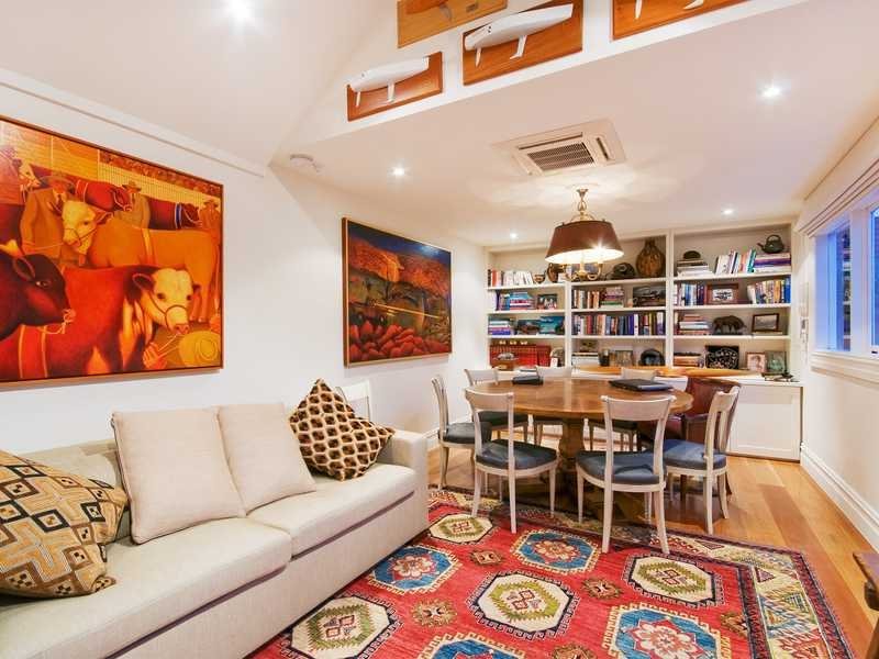 30 Retreat Road, Newtown image 10