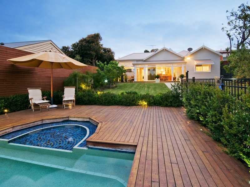 30 Retreat Road, Newtown image 11