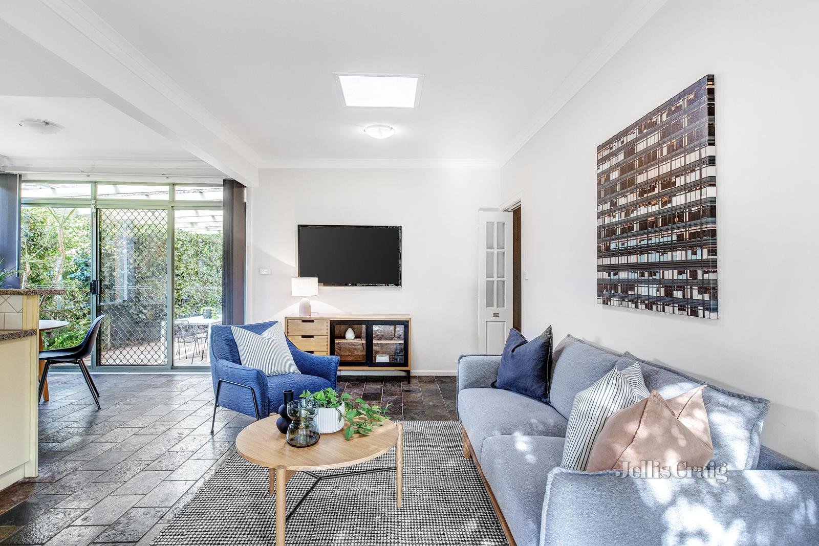 30 Roberts Street, Glen&nbsp;Waverley image 1