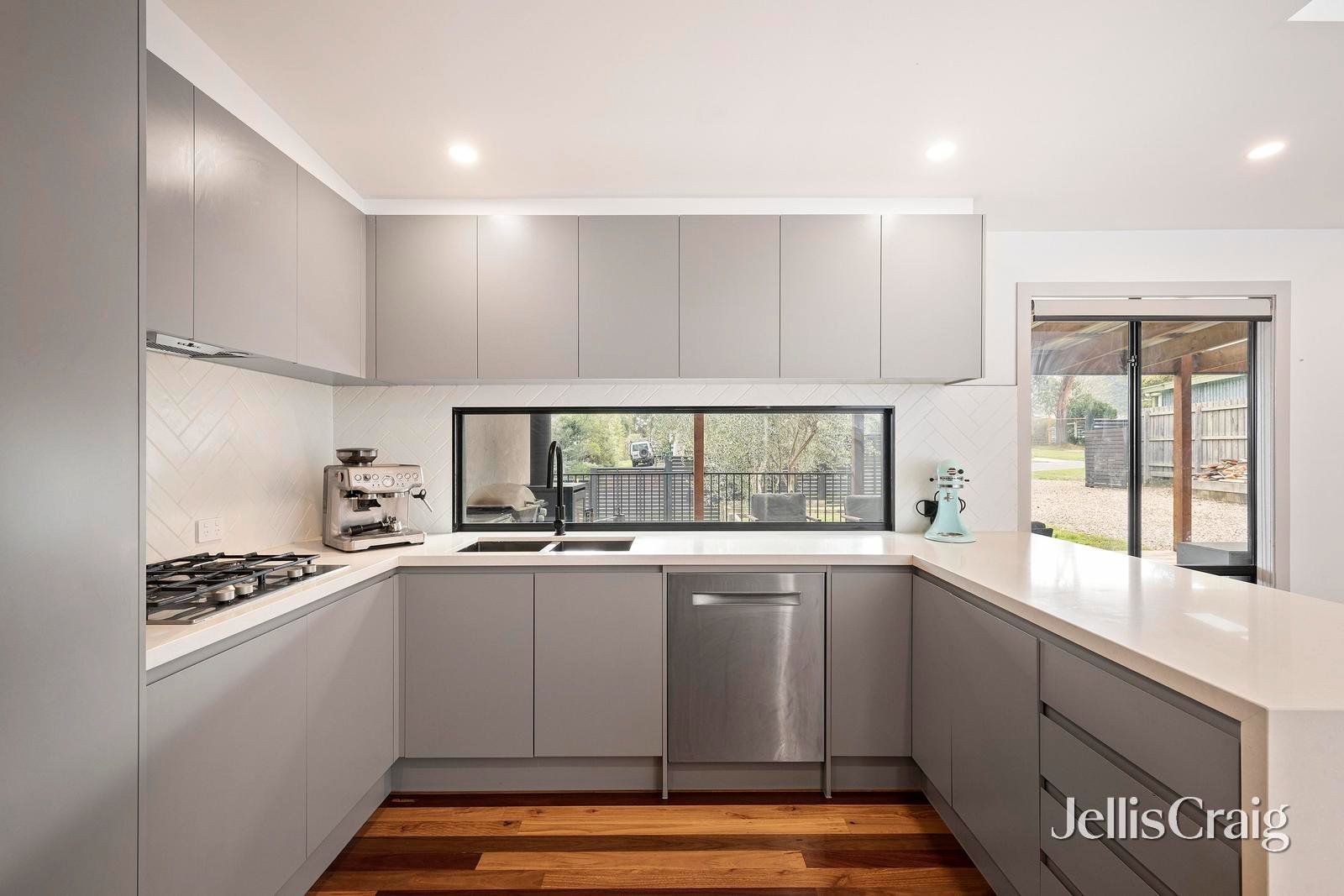 30 Roma Avenue, Badger Creek image 3