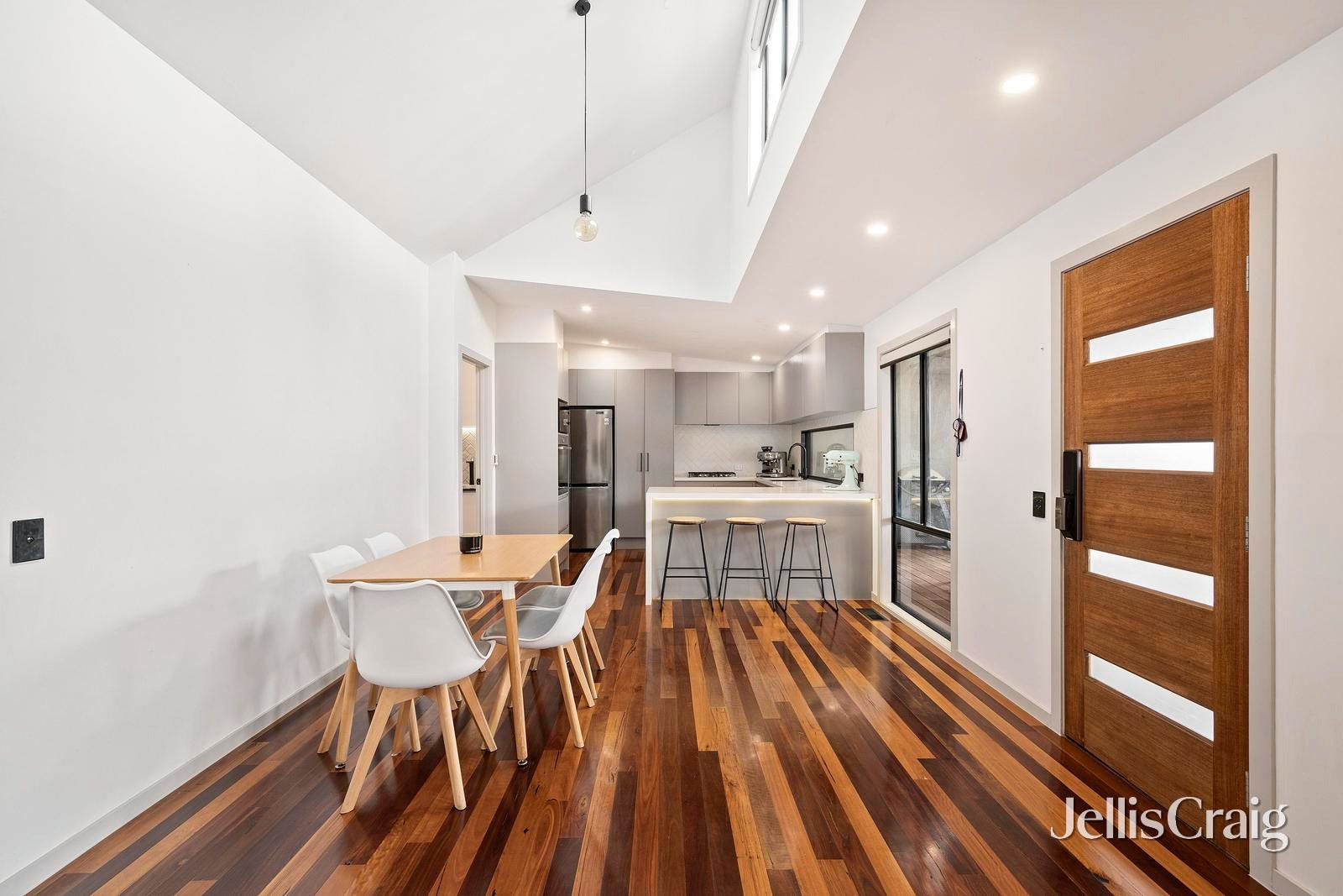 30 Roma Avenue, Badger Creek image 4