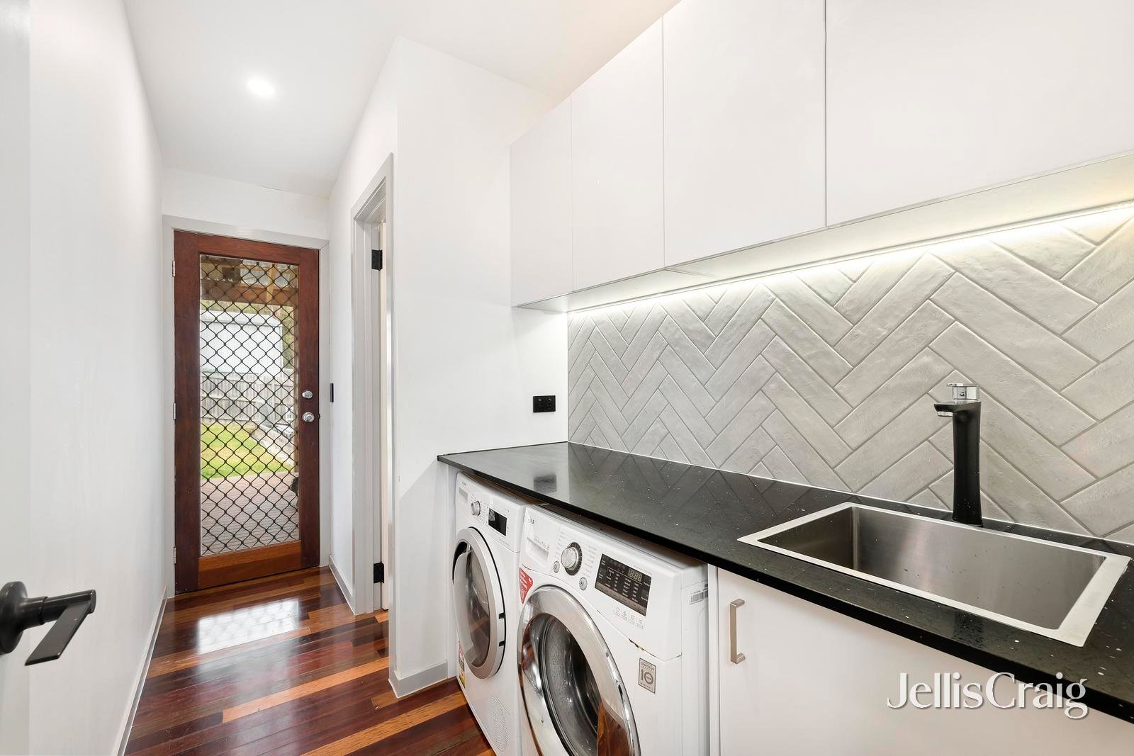 30 Roma Avenue, Badger Creek image 13
