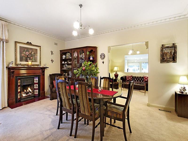 30 Ropley Avenue, Balwyn image 2