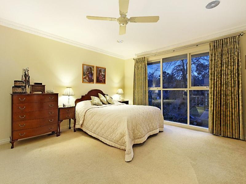 30 Ropley Avenue, Balwyn image 6