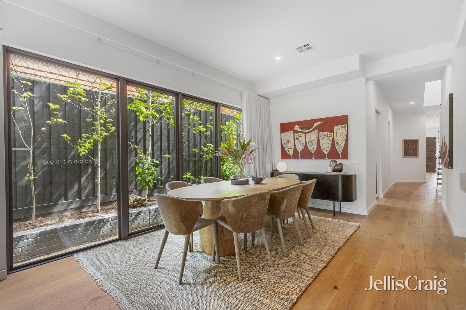 30 Shaftesbury Avenue, Malvern image 2