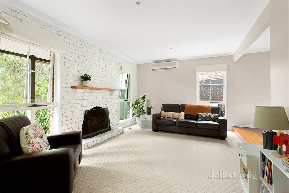 30 Shalbury Avenue, Eltham image 2