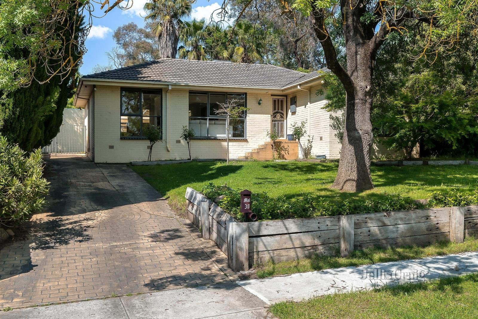 30 Sheldon Avenue, Mooroolbark image 1