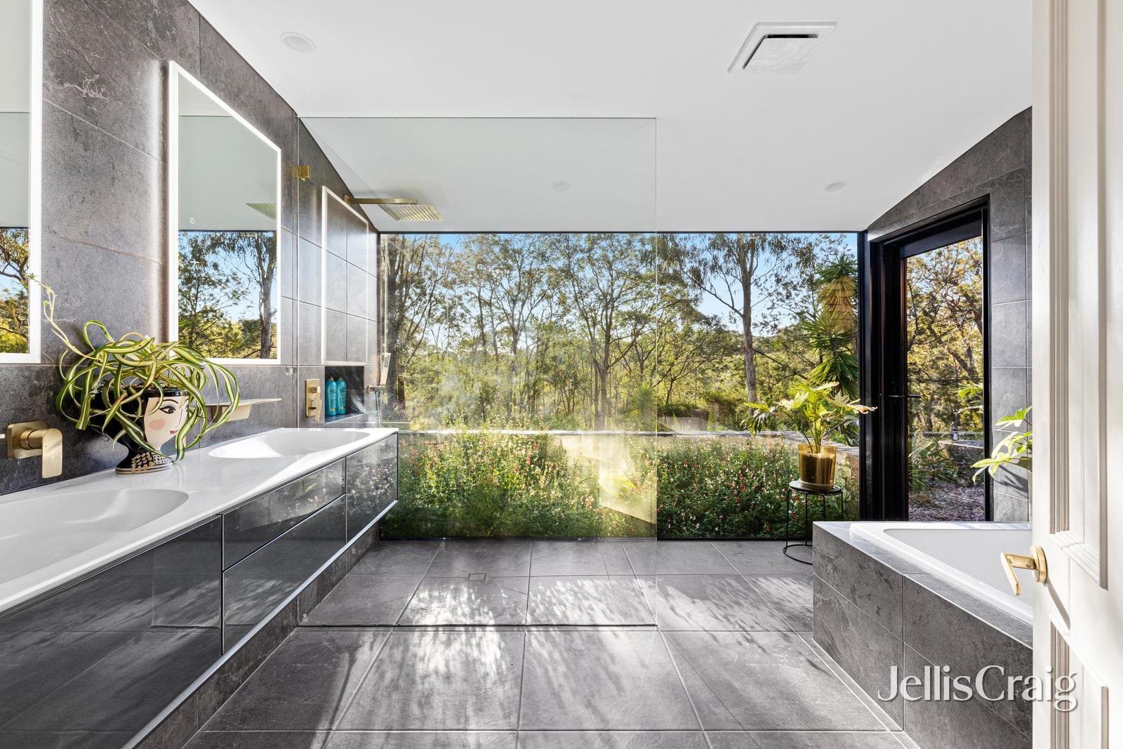 30 Shorts Road, Eltham image 7