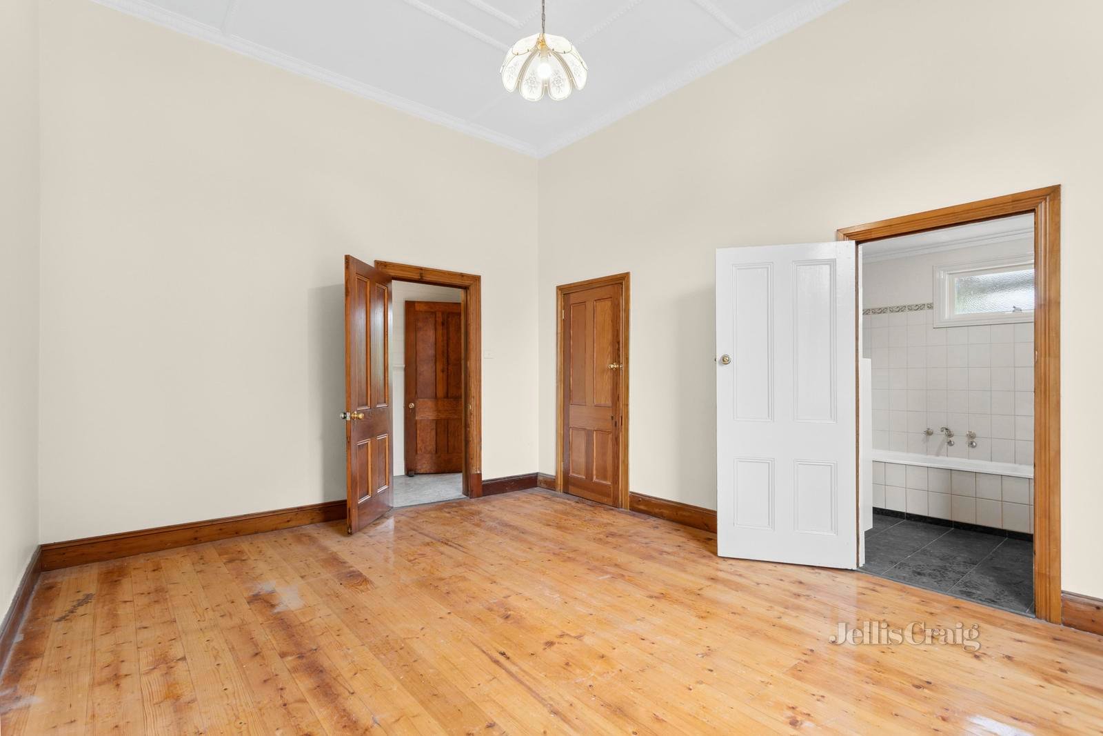 30 Simpson Street, Kyneton image 11