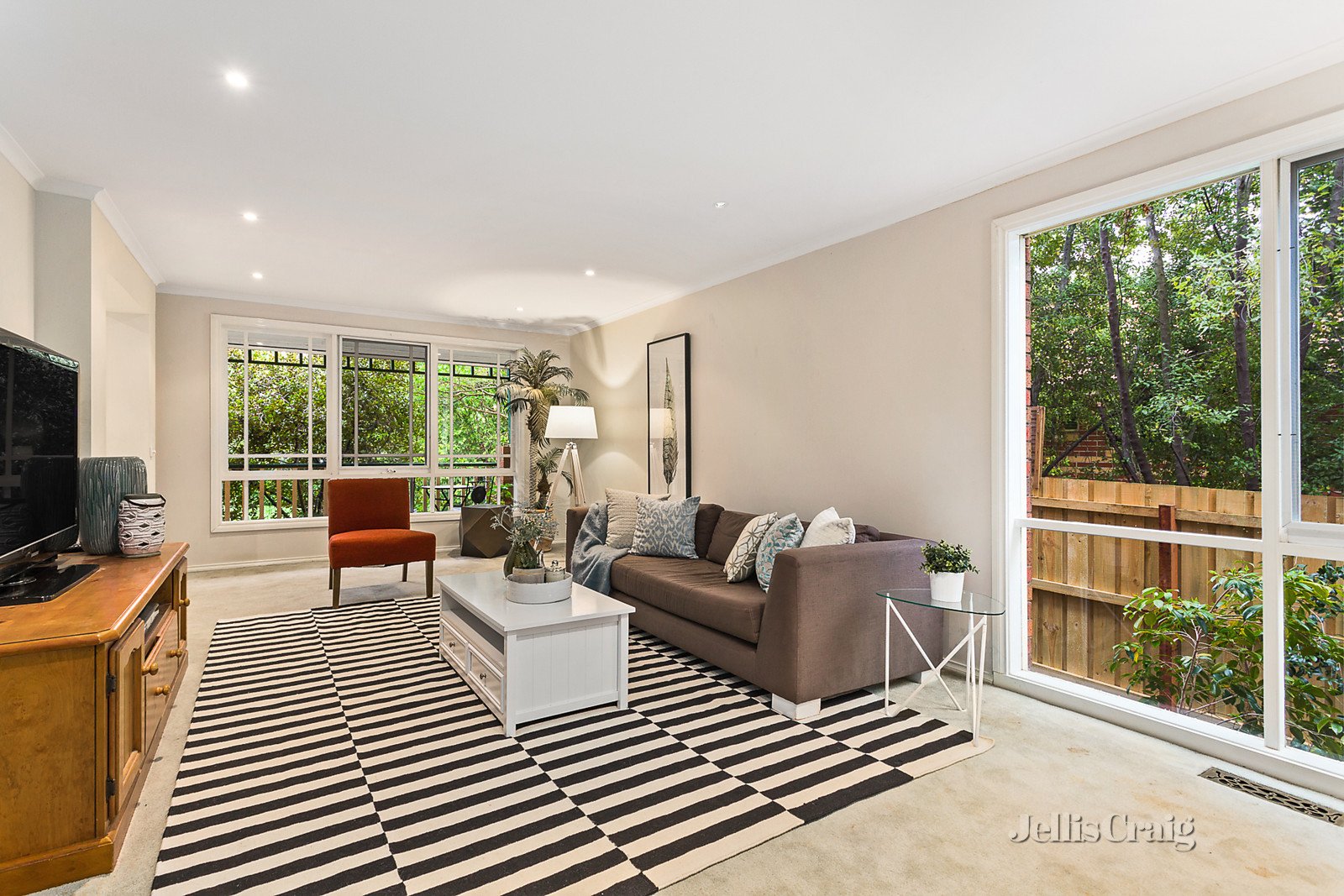 30 St Georges Court, Greensborough image 5