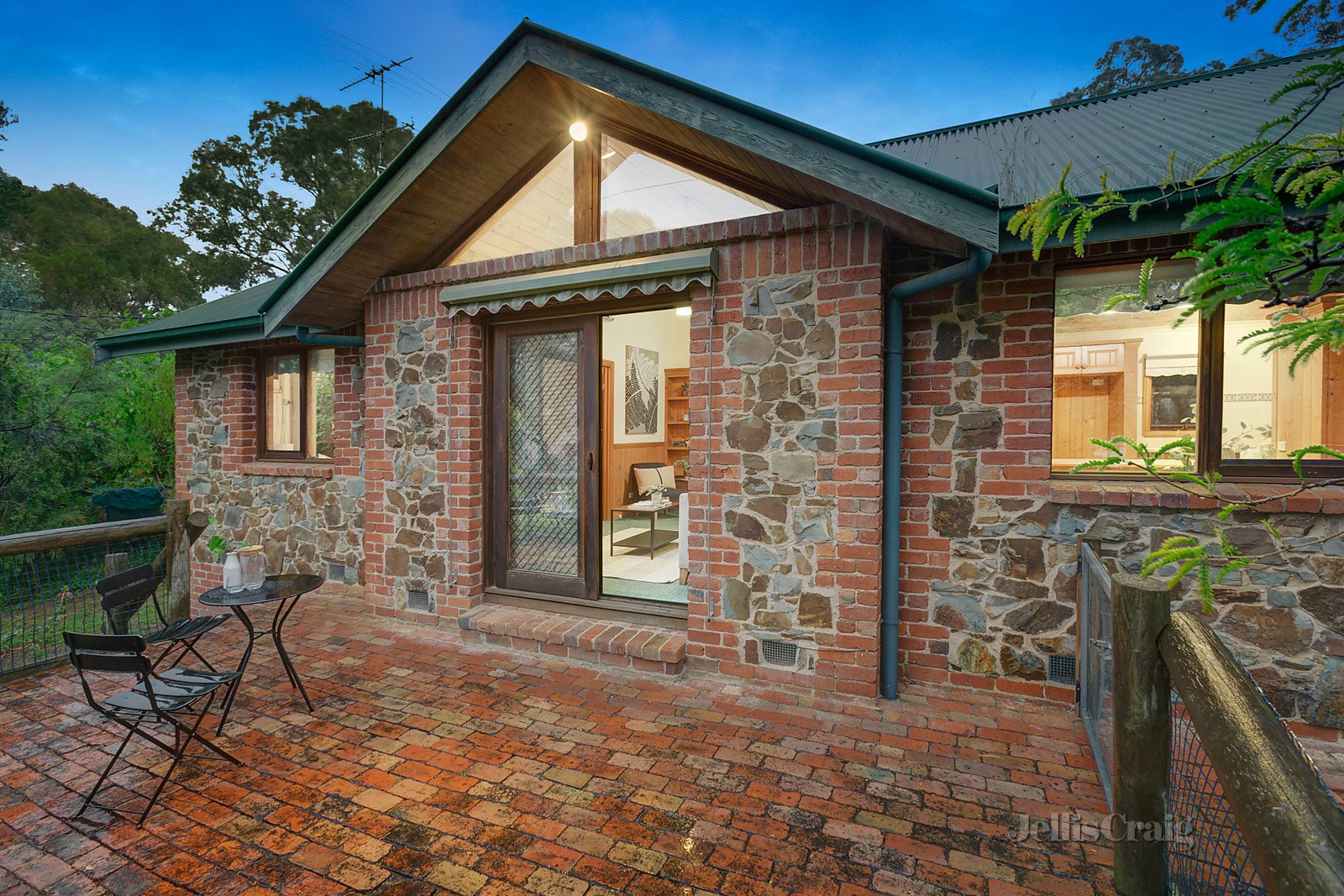 30 Stanhope Street, Eltham image 1