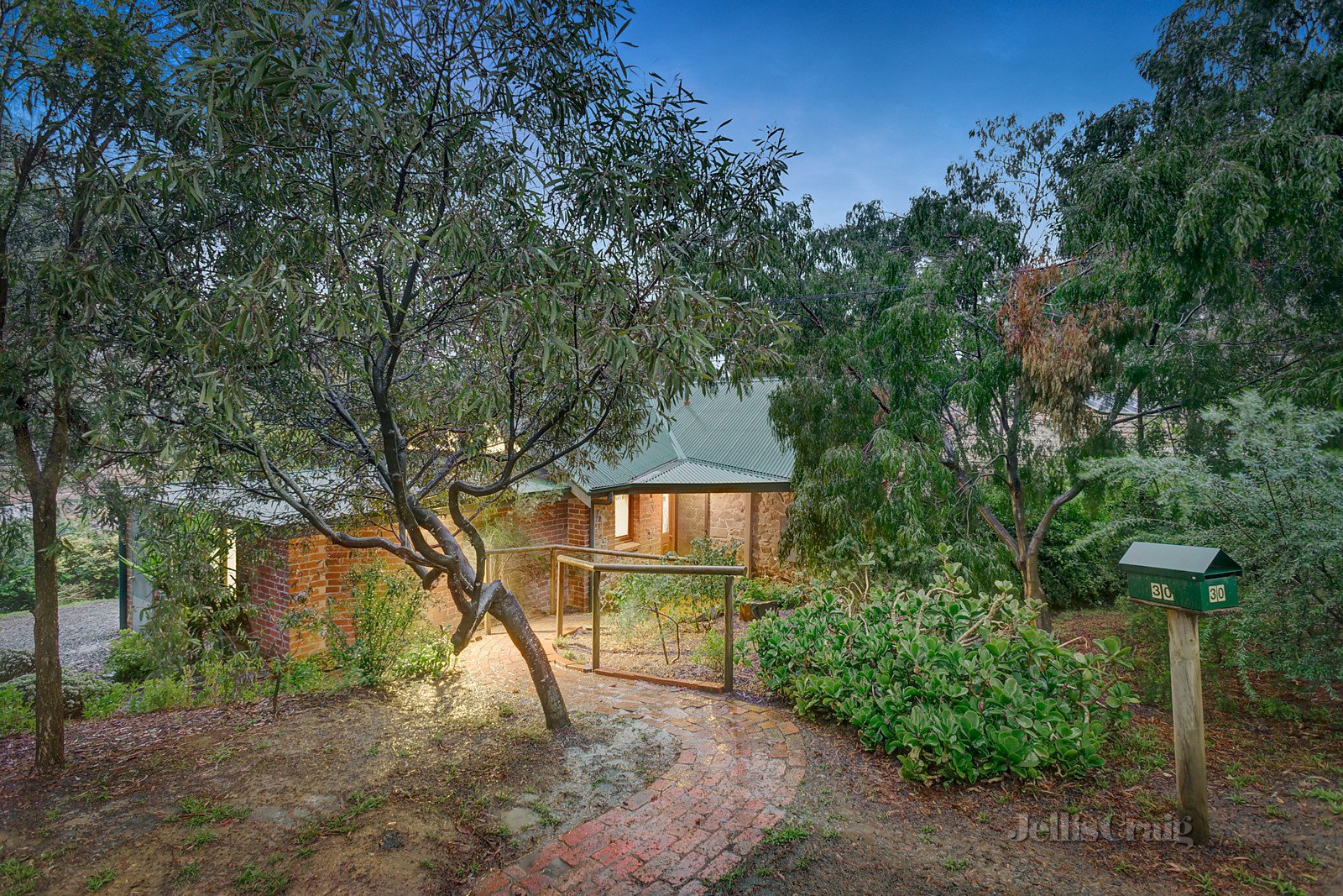 30 Stanhope Street, Eltham image 9