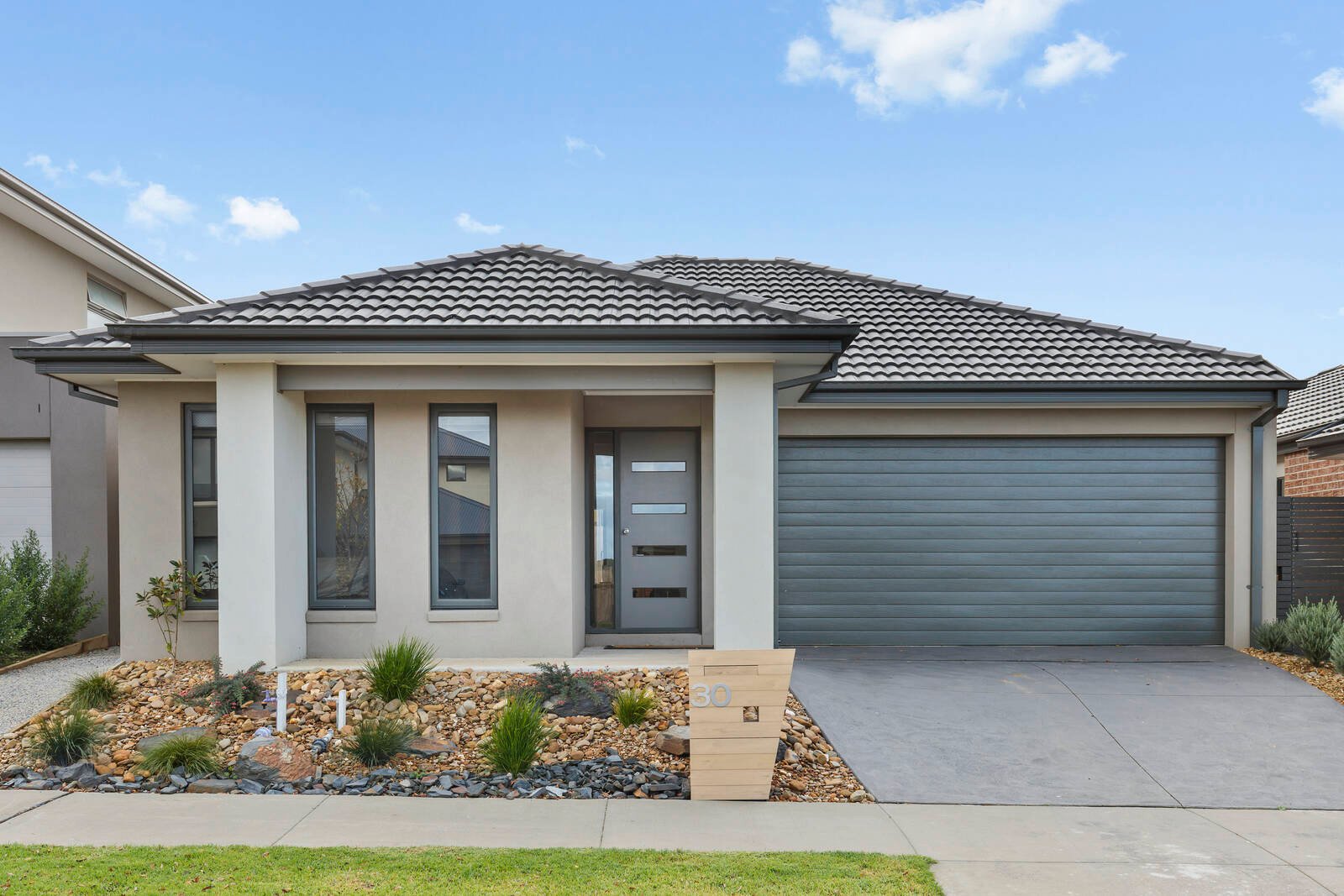 Property Gallery - Main Image