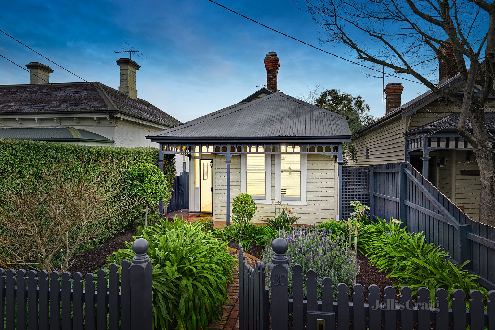 30 Stirling Street, Kew image 2