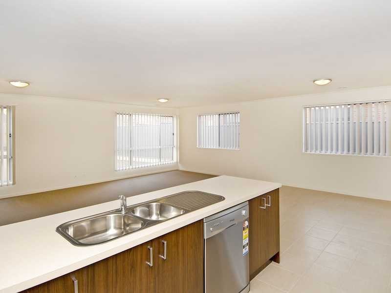 30 Sugargum Drive, Waurn Ponds image 3