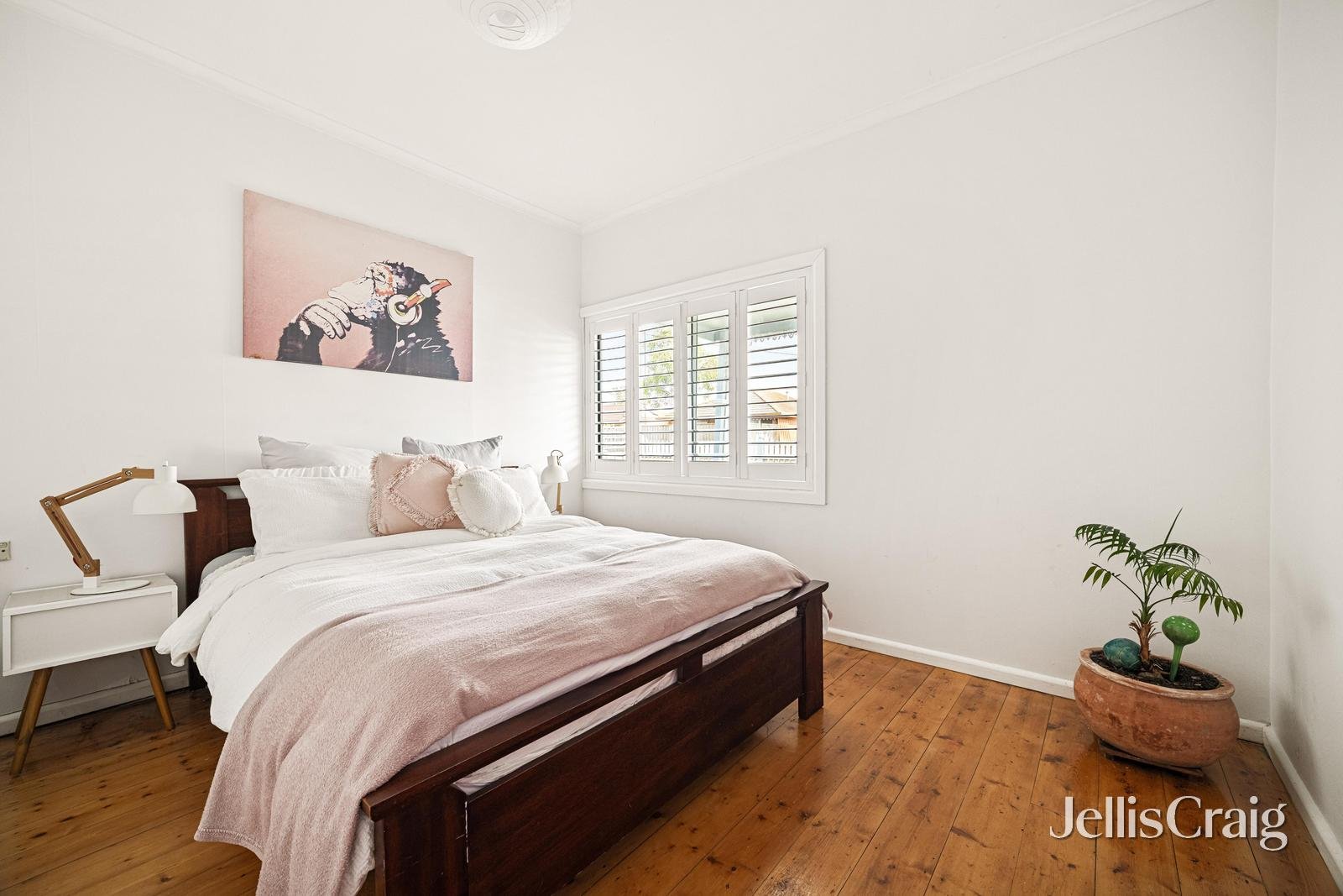 30 Swan Walk, Chelsea image 9