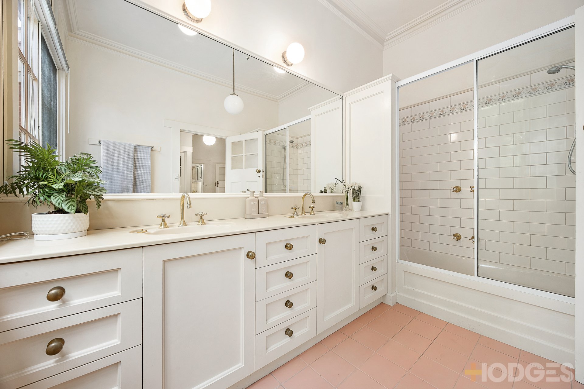 30 The Avenue Hampton