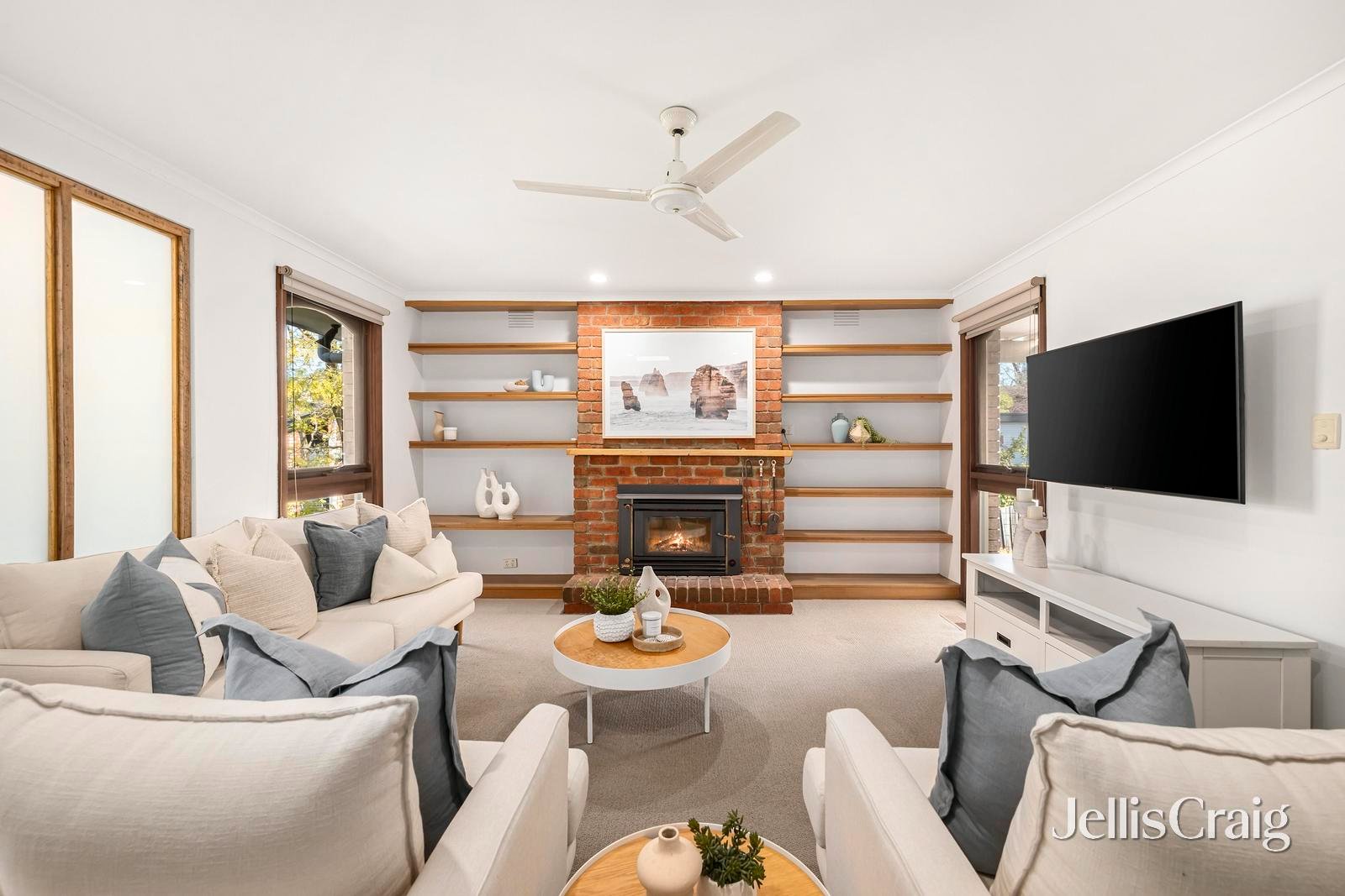 30 The Wallaby Run, Chirnside Park image 2