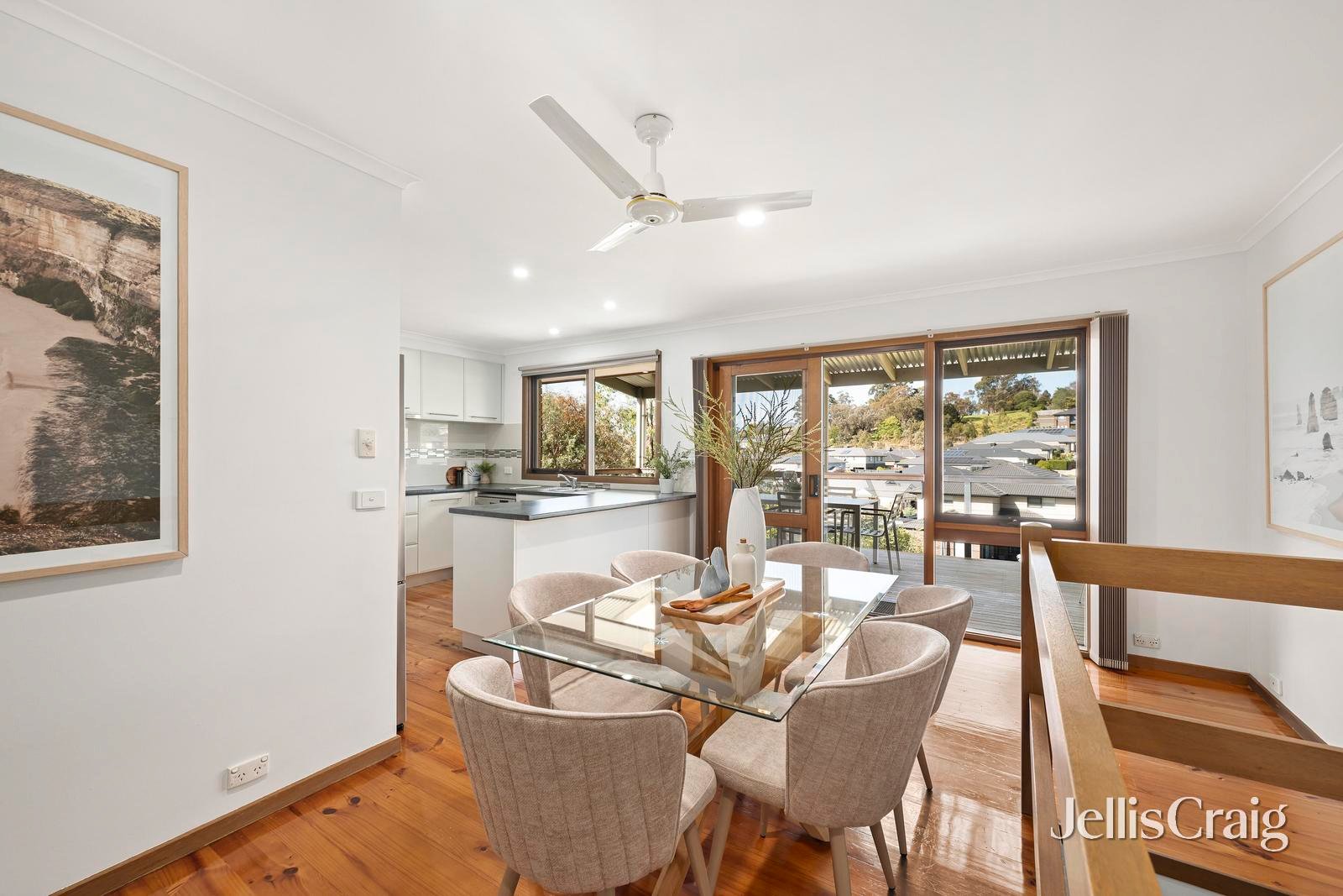 30 The Wallaby Run, Chirnside Park image 6