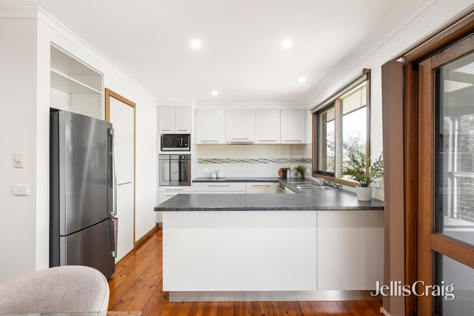 30 The Wallaby Run, Chirnside Park image 7