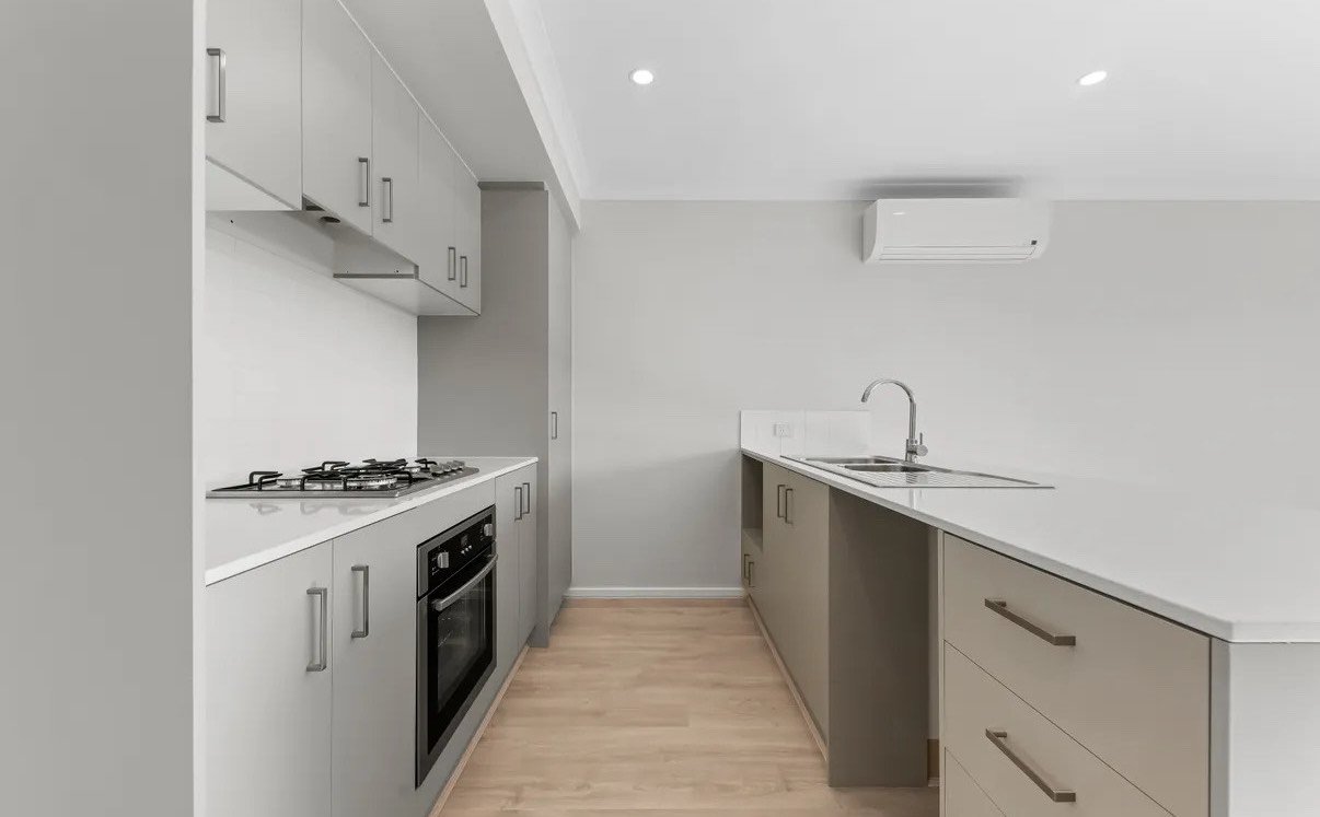 30 Thermal Loop, South Morang image 2