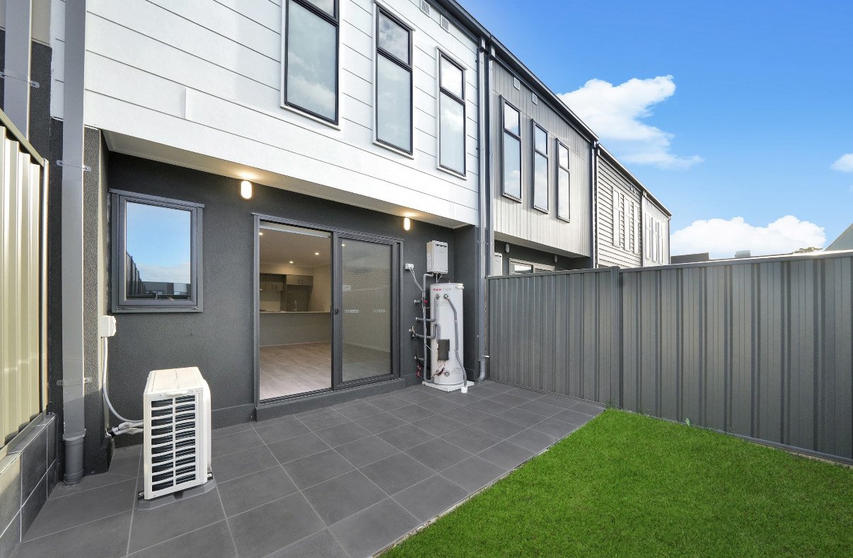 30 Thermal Loop, South Morang image 12