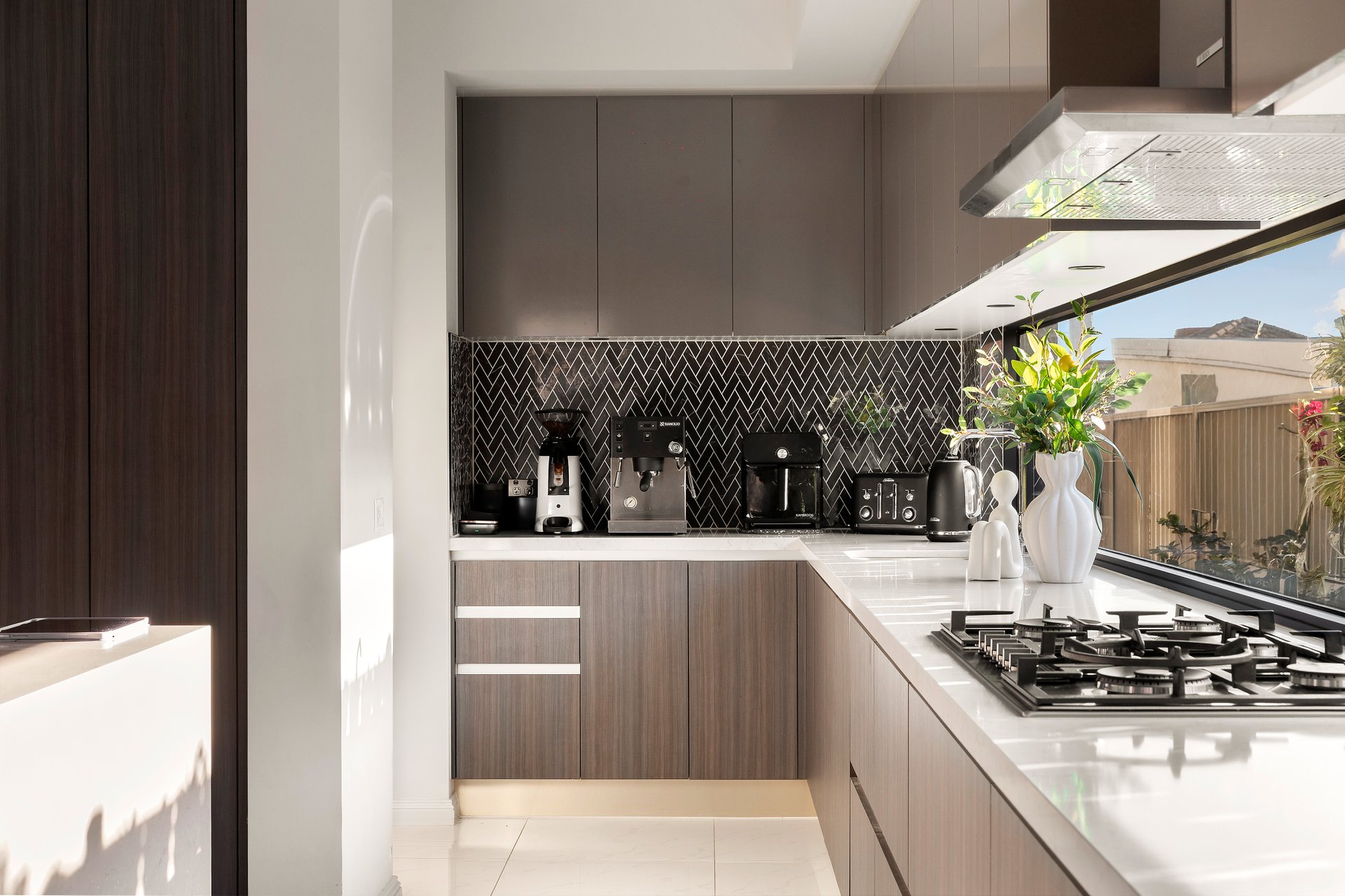 30 Upland Road, Strathmore image 3