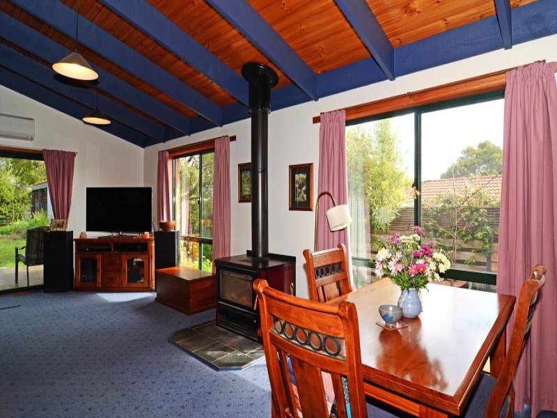 30 Wattletree Drive, Mount Helen image 4